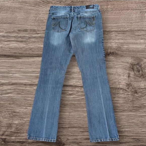 Maurices Low Rise Boot Cut Denim Jeans - Picture 4 of 6
